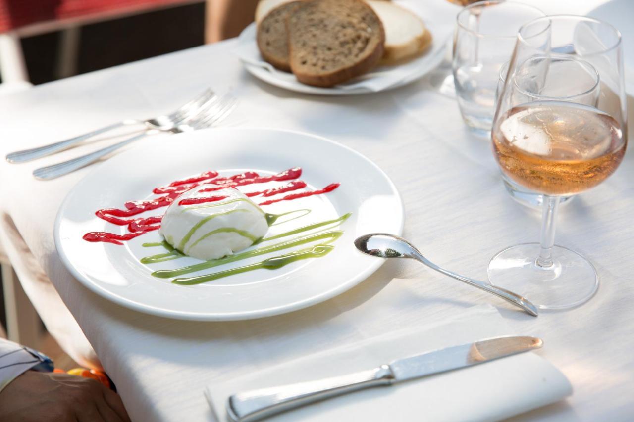 Hotel Parini 벨레지아아지마리나 외부 사진